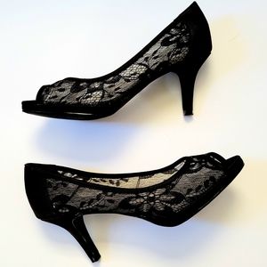 Kelly & Katie Black Lace Peep Toe Pump Heels
